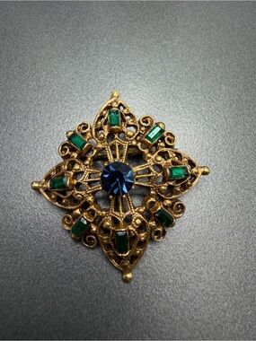 Vintage Florenza signed  Gold and Green Brooch #38SB